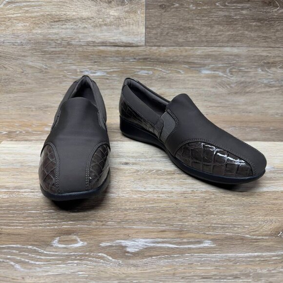 Clarks Gael Rex Brown Croc Accent Slip On Shoes Women's Size 11 - Picture 6 of 7